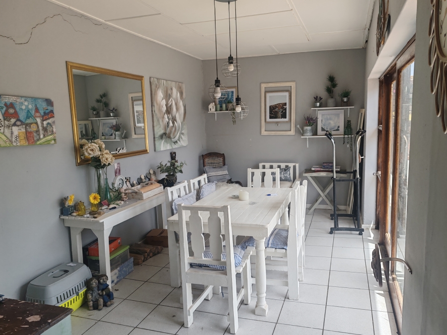 4 Bedroom Property for Sale in Heuwelkruin Eastern Cape